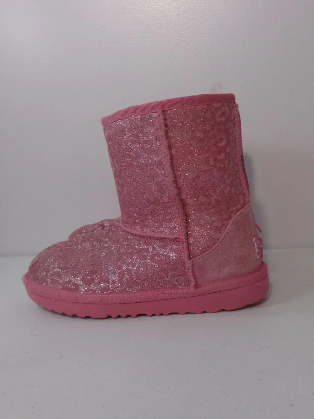 UGG 1112388K Classic II Glitter Leopard Wild Berry Shearling Boots Youth Size 1